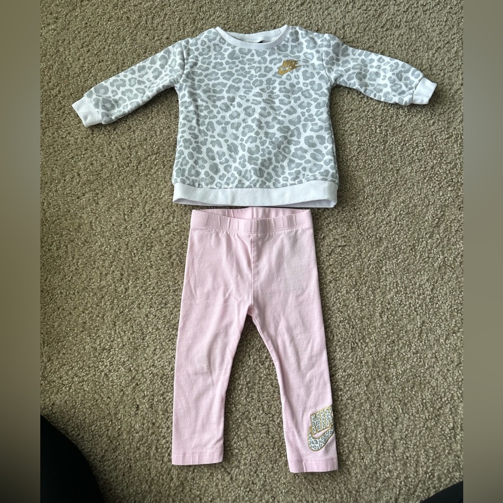 Nike matching set for baby